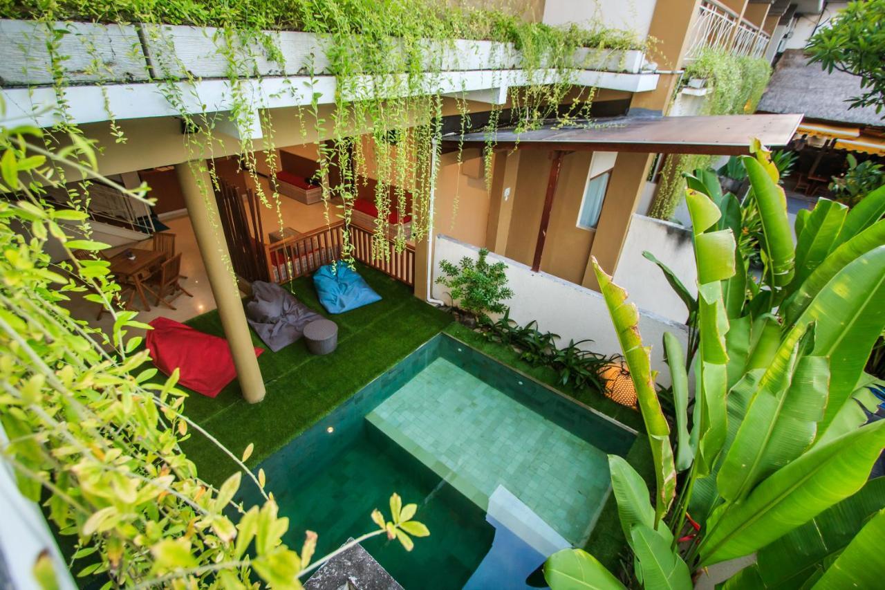 Kuta Suci Guesthouse Esterno foto